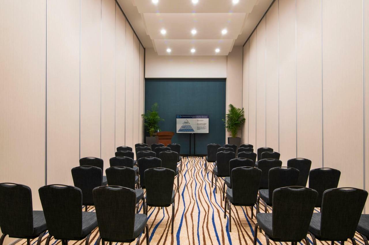 Cristal Amaken Hotel Riyadh Exterior photo