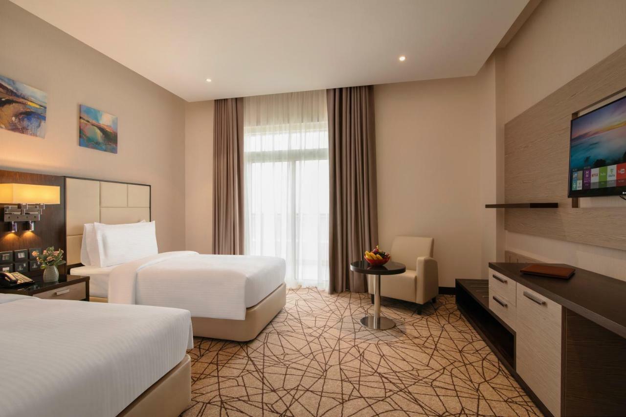 Cristal Amaken Hotel Riyadh Exterior photo